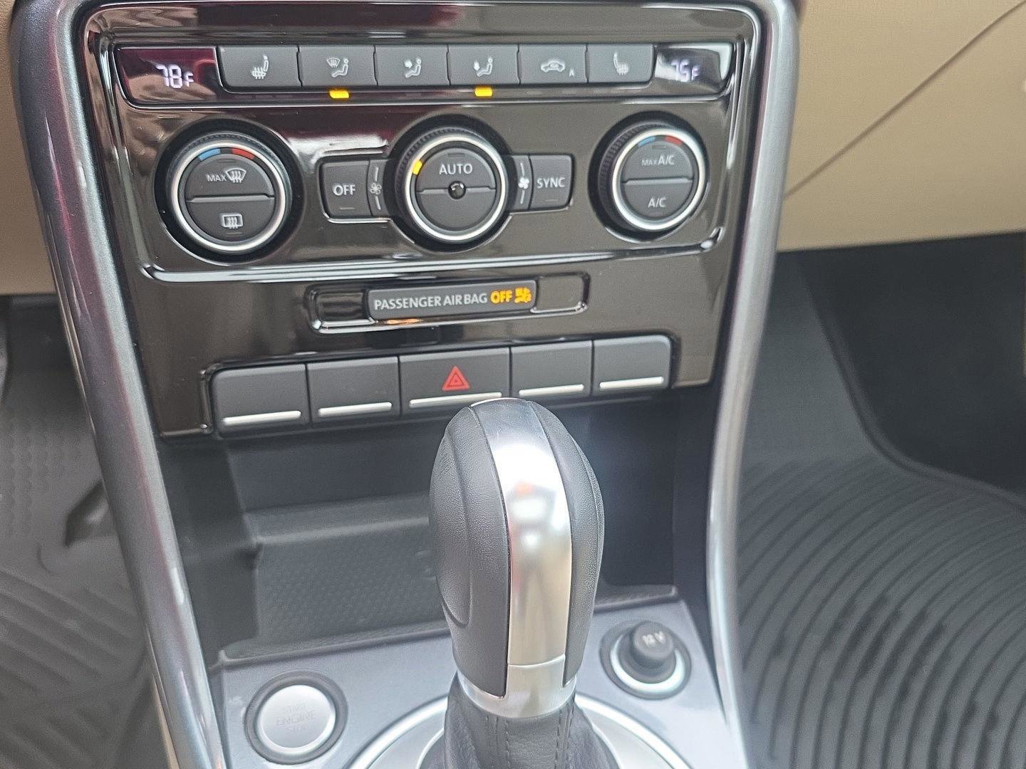 Used 2019 Volkswagen Beetle 2.0T SE image 18