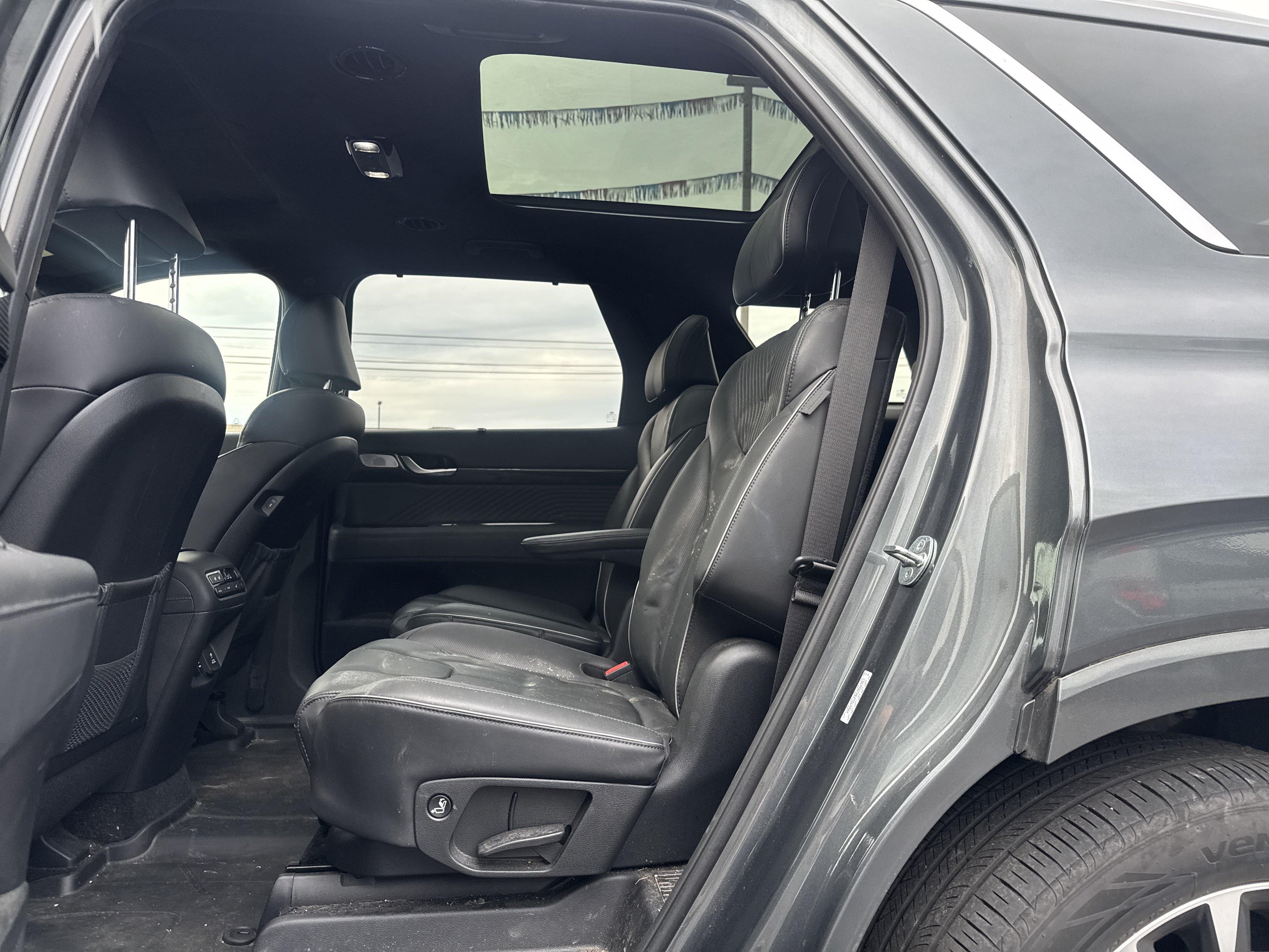 Used 2023 Hyundai Palisade Calligraphy w/ Cargo Package AWD/4WD image 22