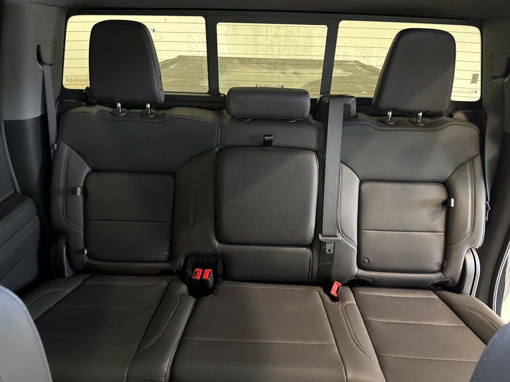 Used 2024 Chevrolet Silverado 1500 LTZ w/ LTZ Premium Package image 14