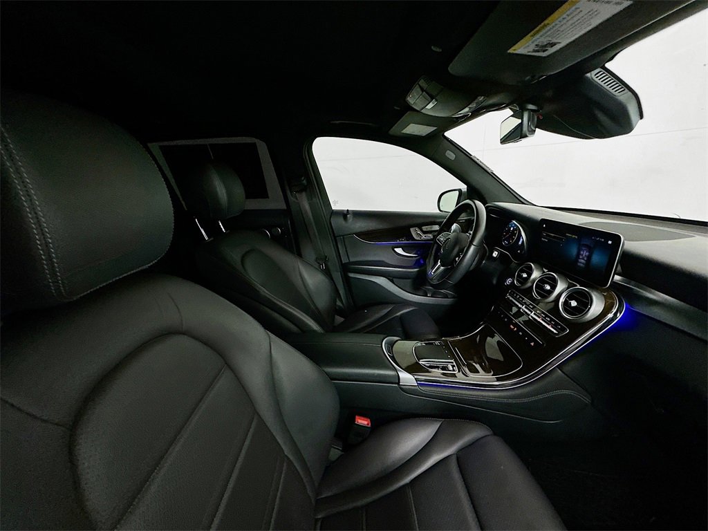 Used 2020 Mercedes-Benz GLC 300 image 30