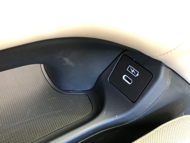 Certified 2025 Honda HR-V LX image 50