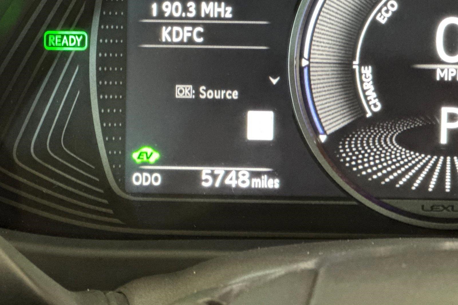 Used 2024 Lexus UX 250h FWD image 21