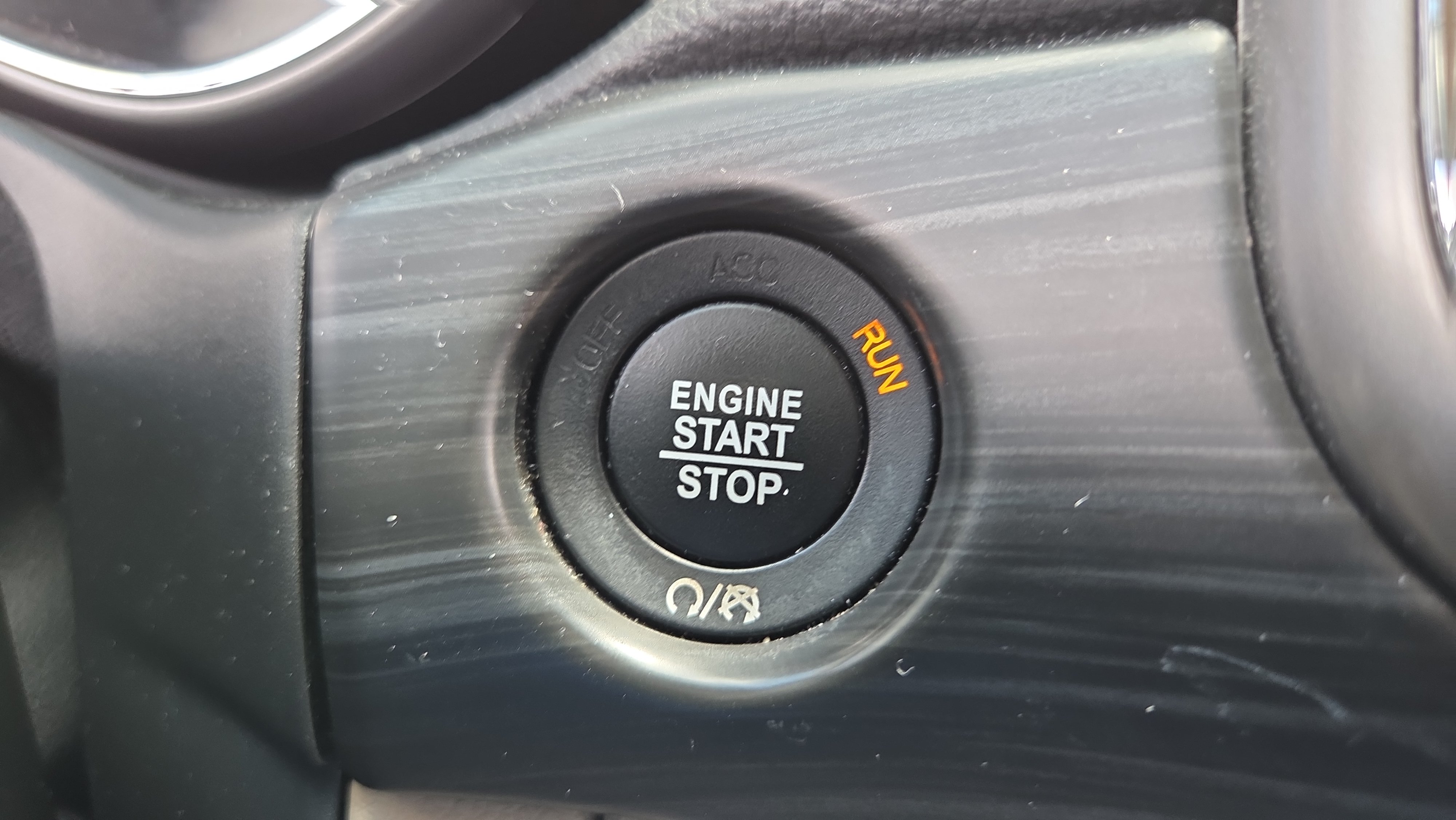 Used 2021 Jeep Grand Cherokee Laredo RWD image 34