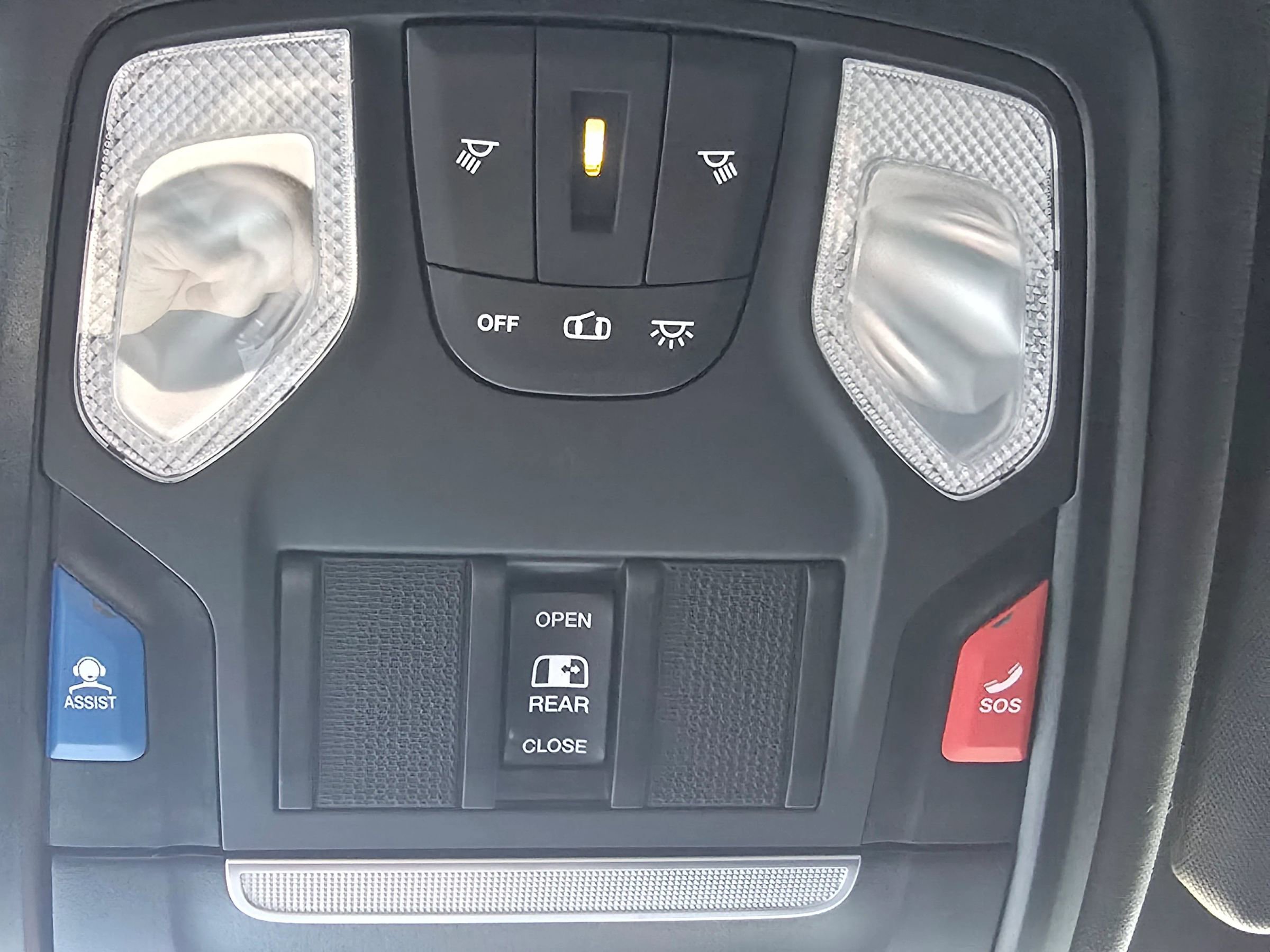 Used 2024 RAM 3500 Tradesman w/ Towing Technology Group image 32