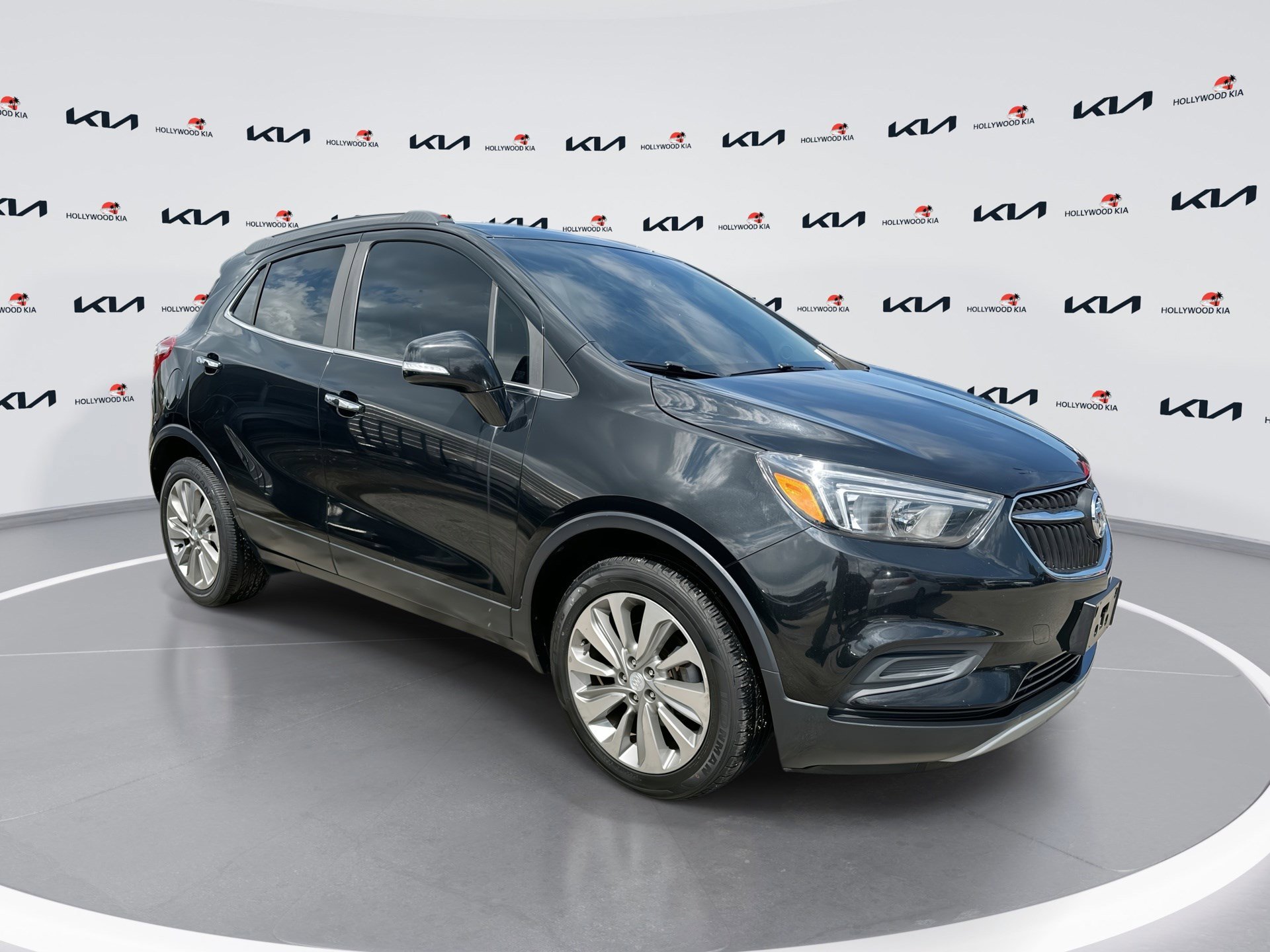 Used 2019 Buick Encore Preferred w/ Safety Package FWD video 1