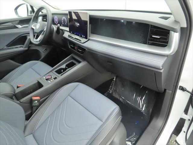 New 2026 Volkswagen Tiguan SE image 15