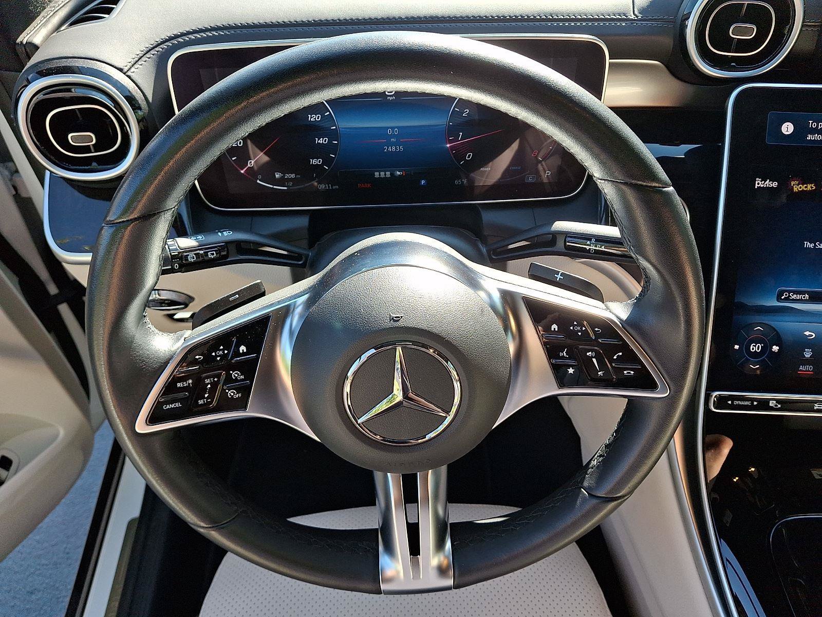 Used 2024 Mercedes-Benz GLC 300 image 18