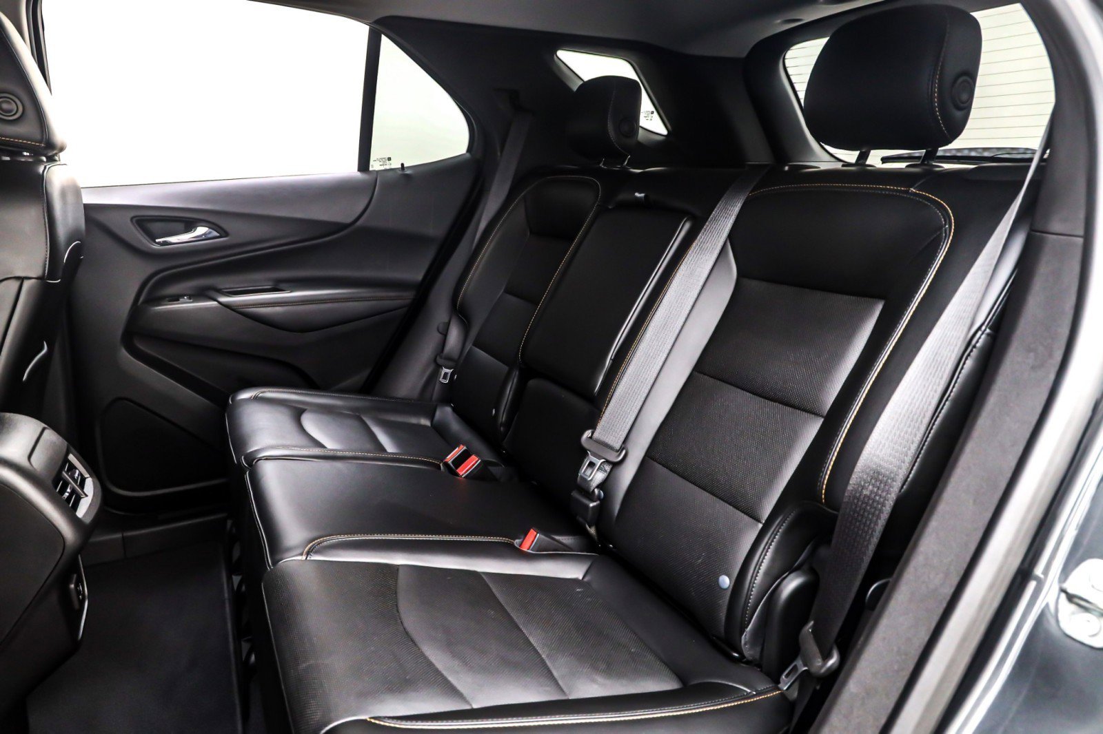 Used 2020 Chevrolet Equinox Premier image 7