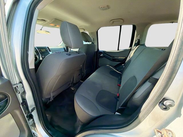 Used 2014 Nissan Xterra S image 21