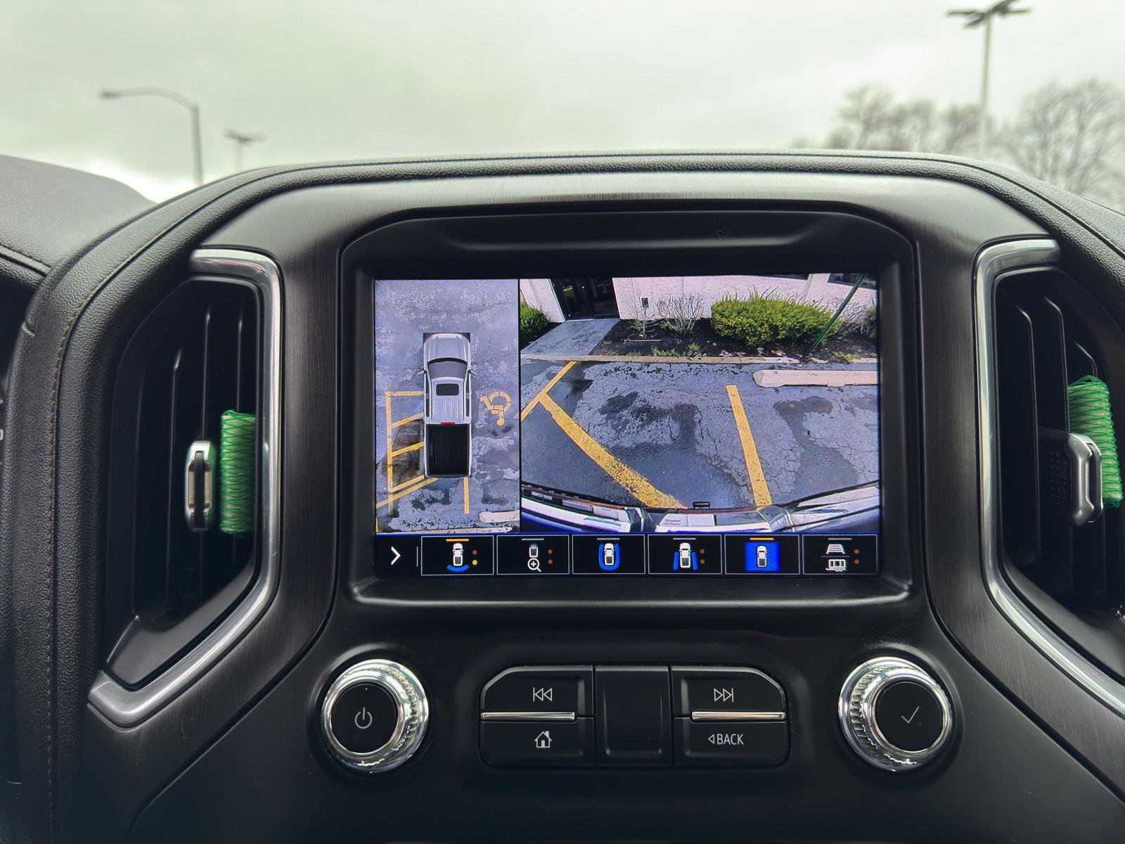 Used 2020 GMC Sierra 1500 AT4 w/ AT4 Premium Package image 28