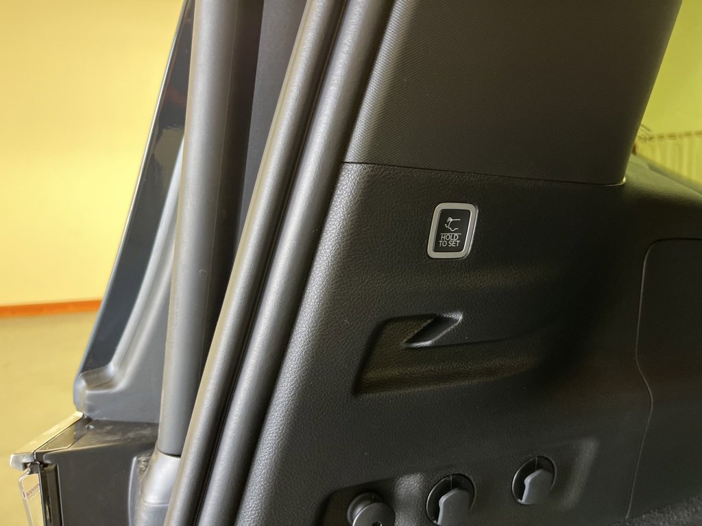 New 2024 Jeep Grand Wagoneer L Series III image 11