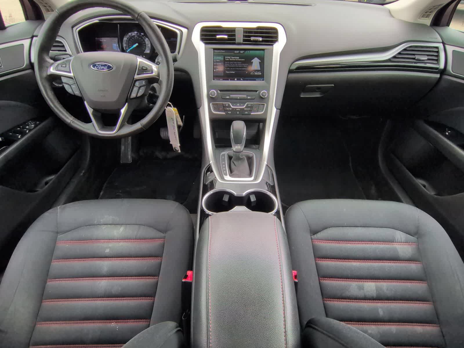 Used 2016 Ford Fusion SE FWD image 15