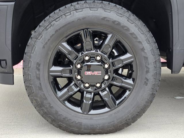Used 2025 GMC Sierra 2500 AT4 w/ AT4 Premium Plus Package image 12