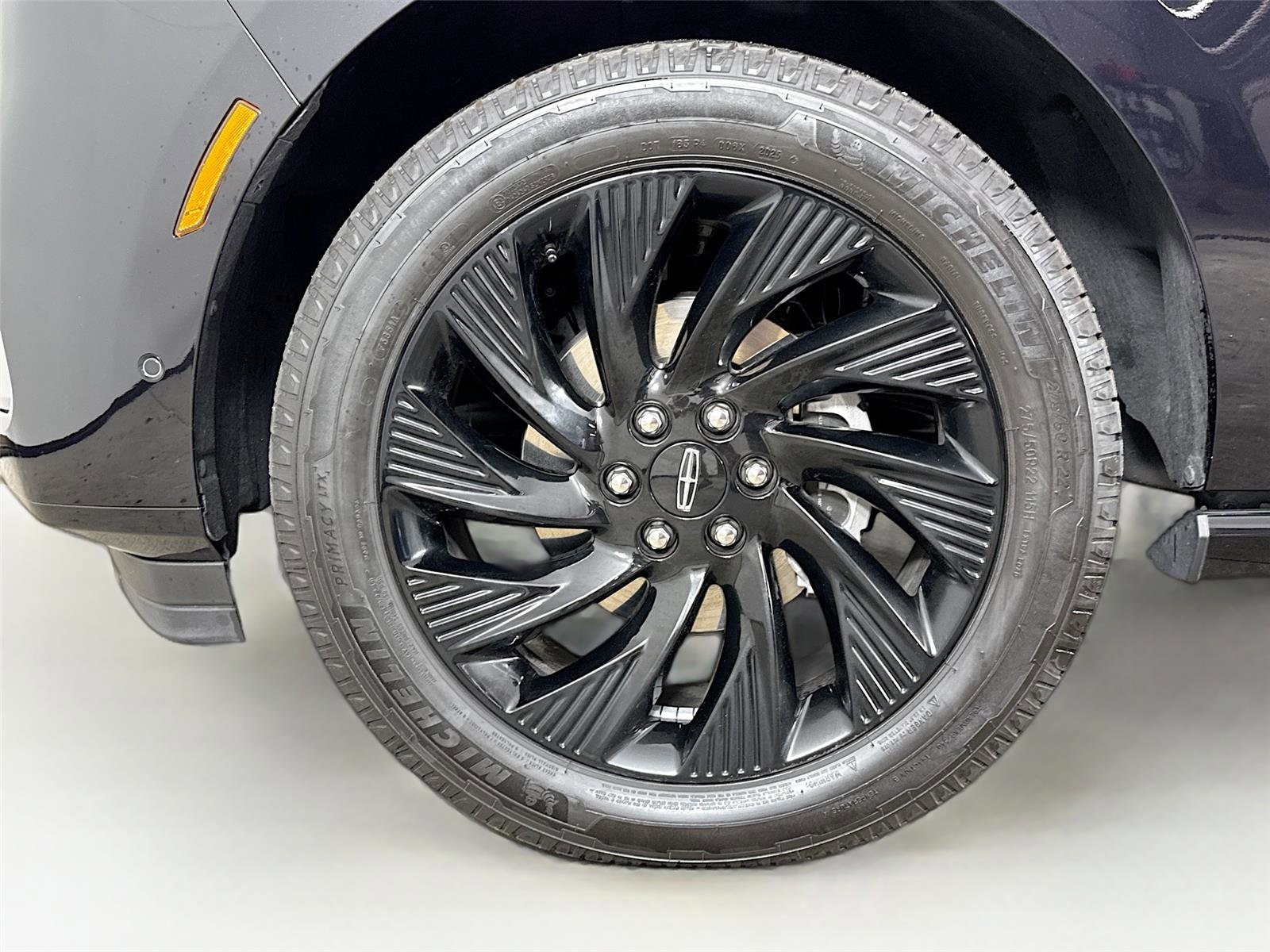 Used 2025 Lincoln Navigator Reserve w/ Jet Appearance Package image 31