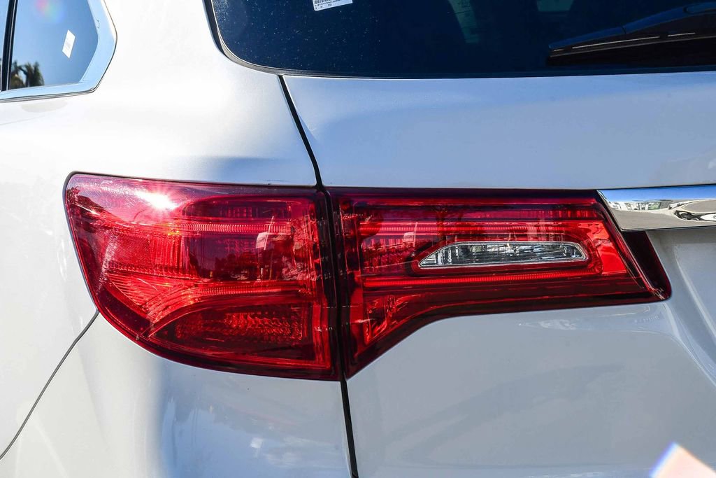 Used 2018 Acura MDX FWD image 9