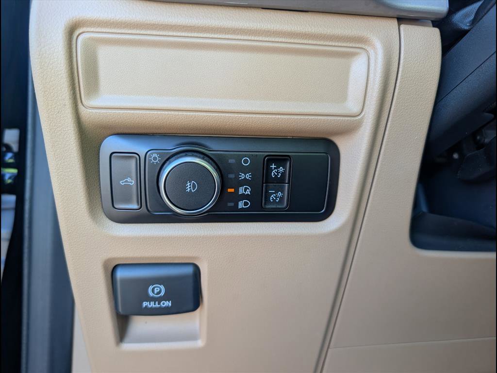 Used 2023 Ford F150 XLT image 16