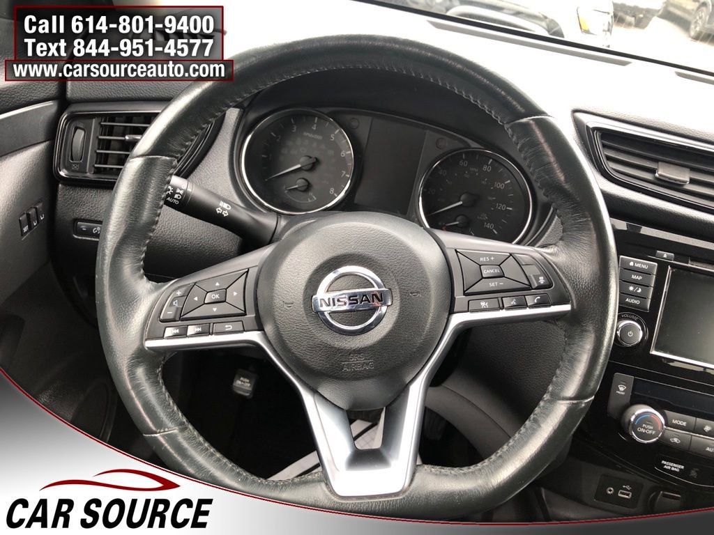 Used 2018 Nissan Rogue SV w/ Premium Package image 10