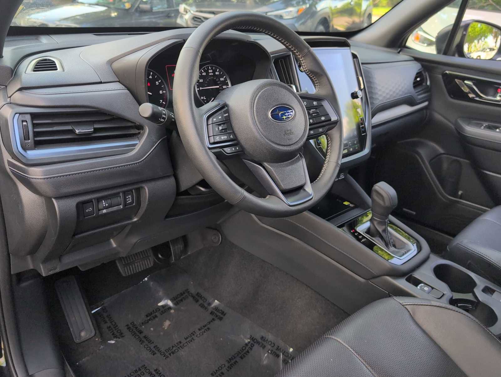 Used 2025 Subaru Forester Limited w/ Popular Package #1 AWD/4WD image 10