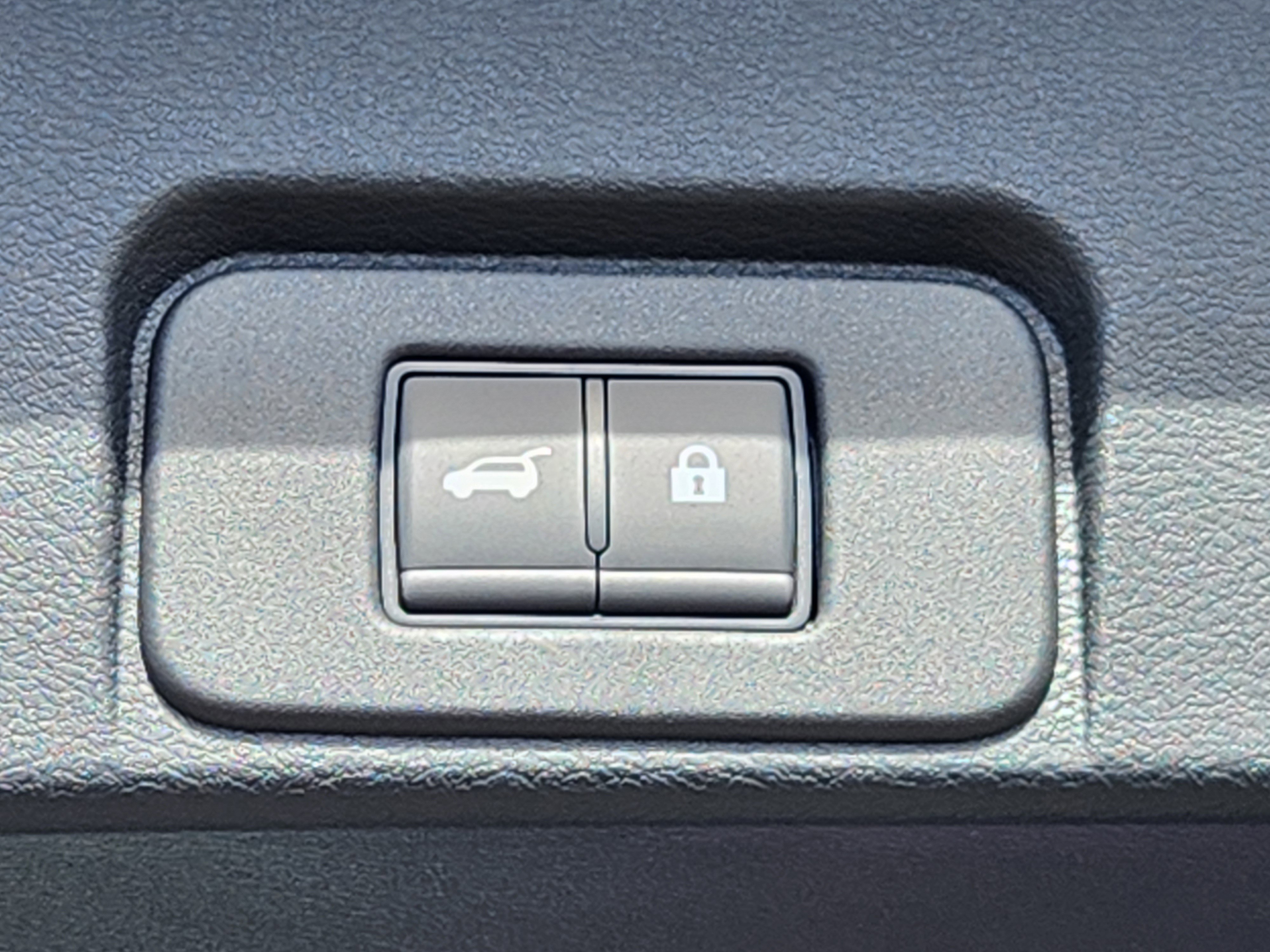 New 2026 Nissan Rogue Platinum image 13