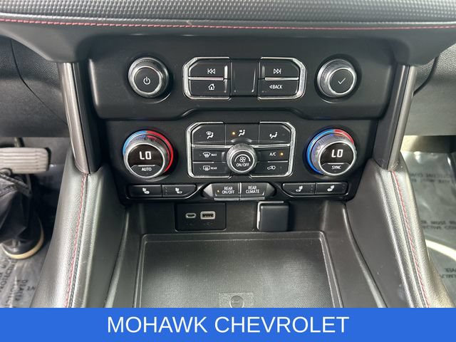 Used 2022 Chevrolet Suburban RST w/ Luxury Package AWD/4WD image 18