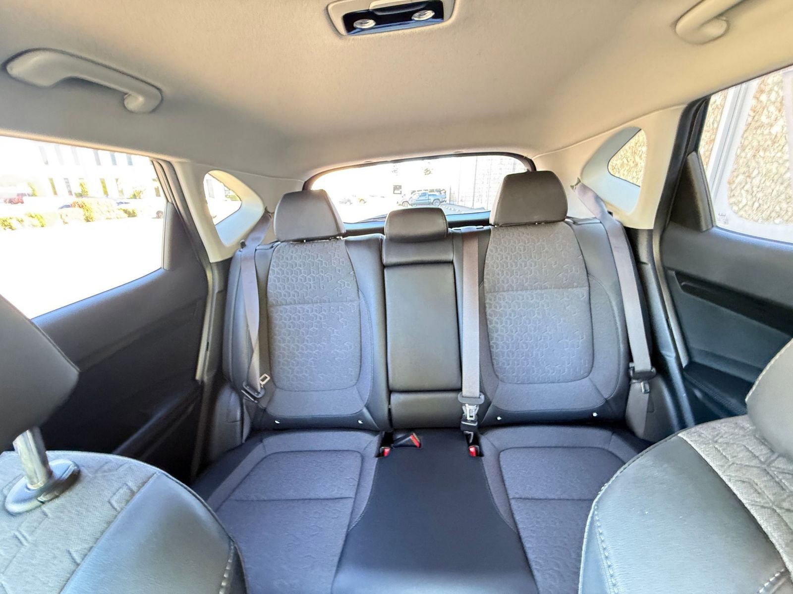 Used 2025 Kia Seltos S FWD image 40