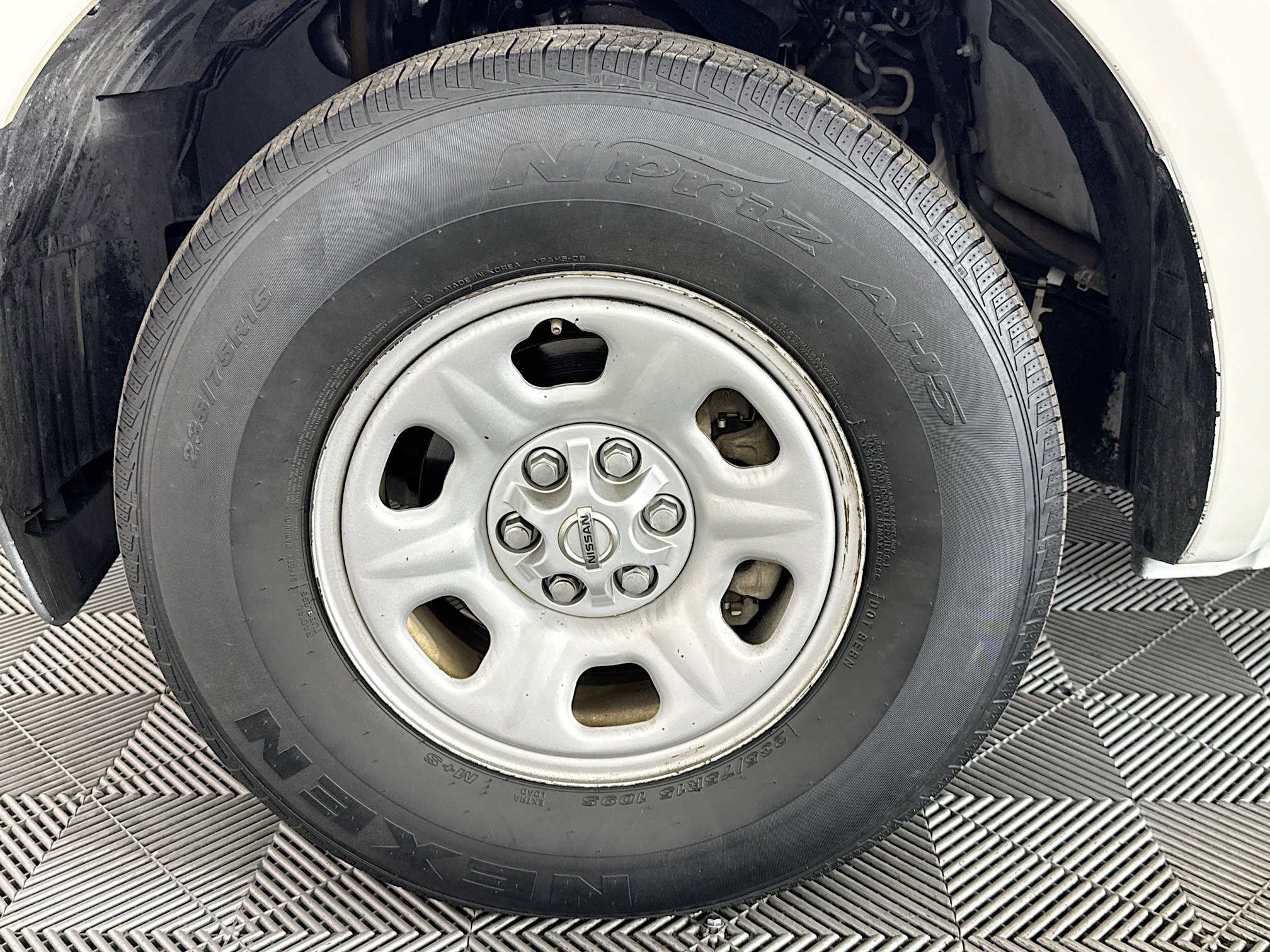 Used 2016 Nissan Frontier S image 64