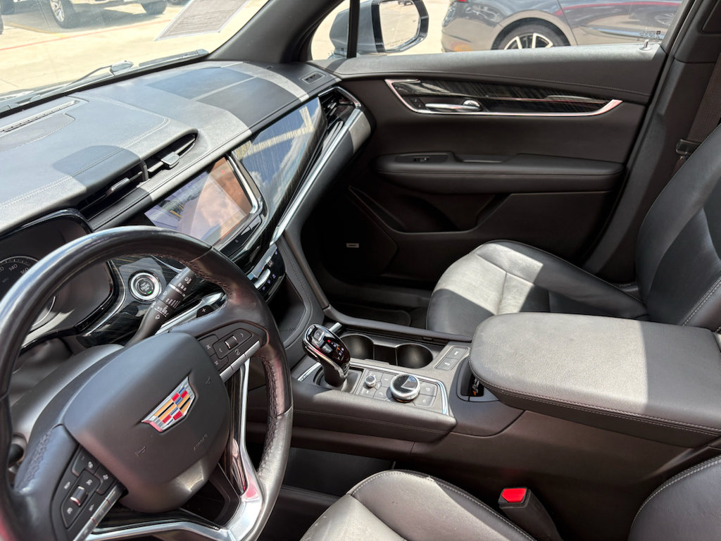 Used 2021 Cadillac XT6 Premium Luxury FWD image 17