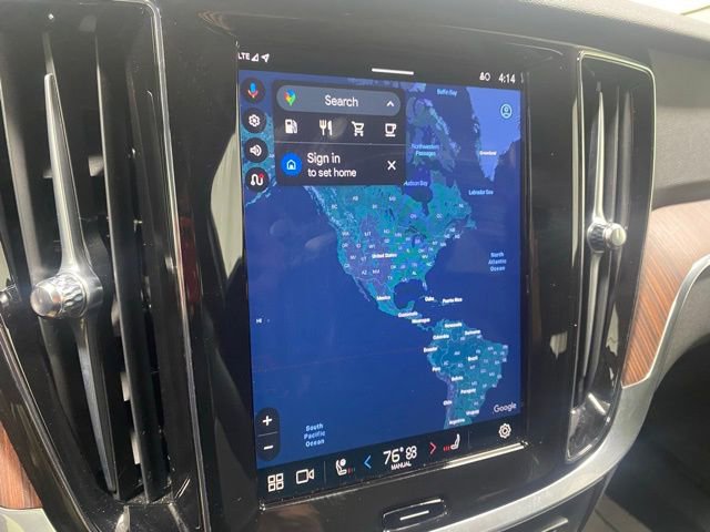 Certified 2025 Volvo V60 B5 Cross Country Plus image 19