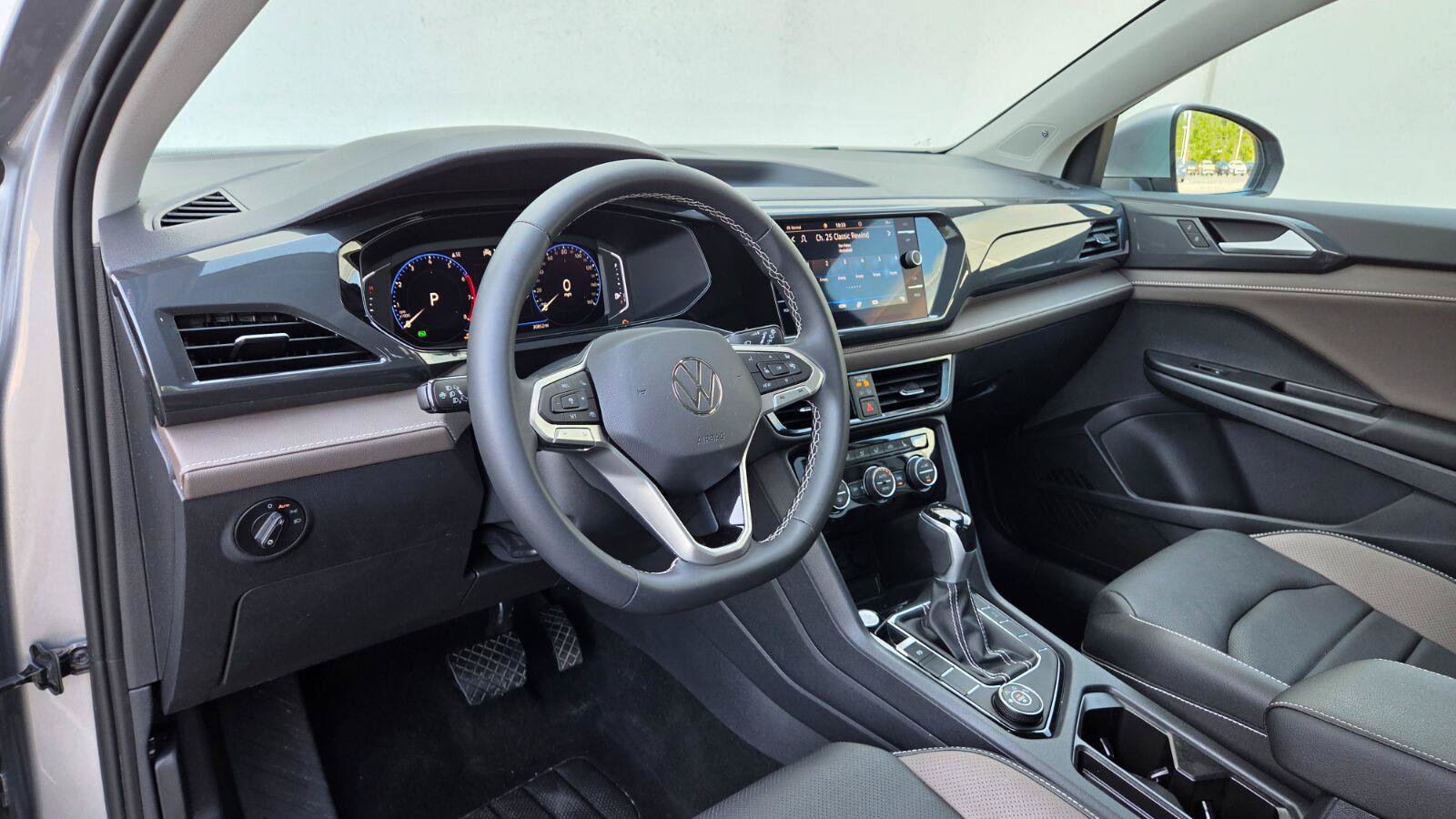 Certified 2023 Volkswagen Taos SEL AWD/4WD image 24