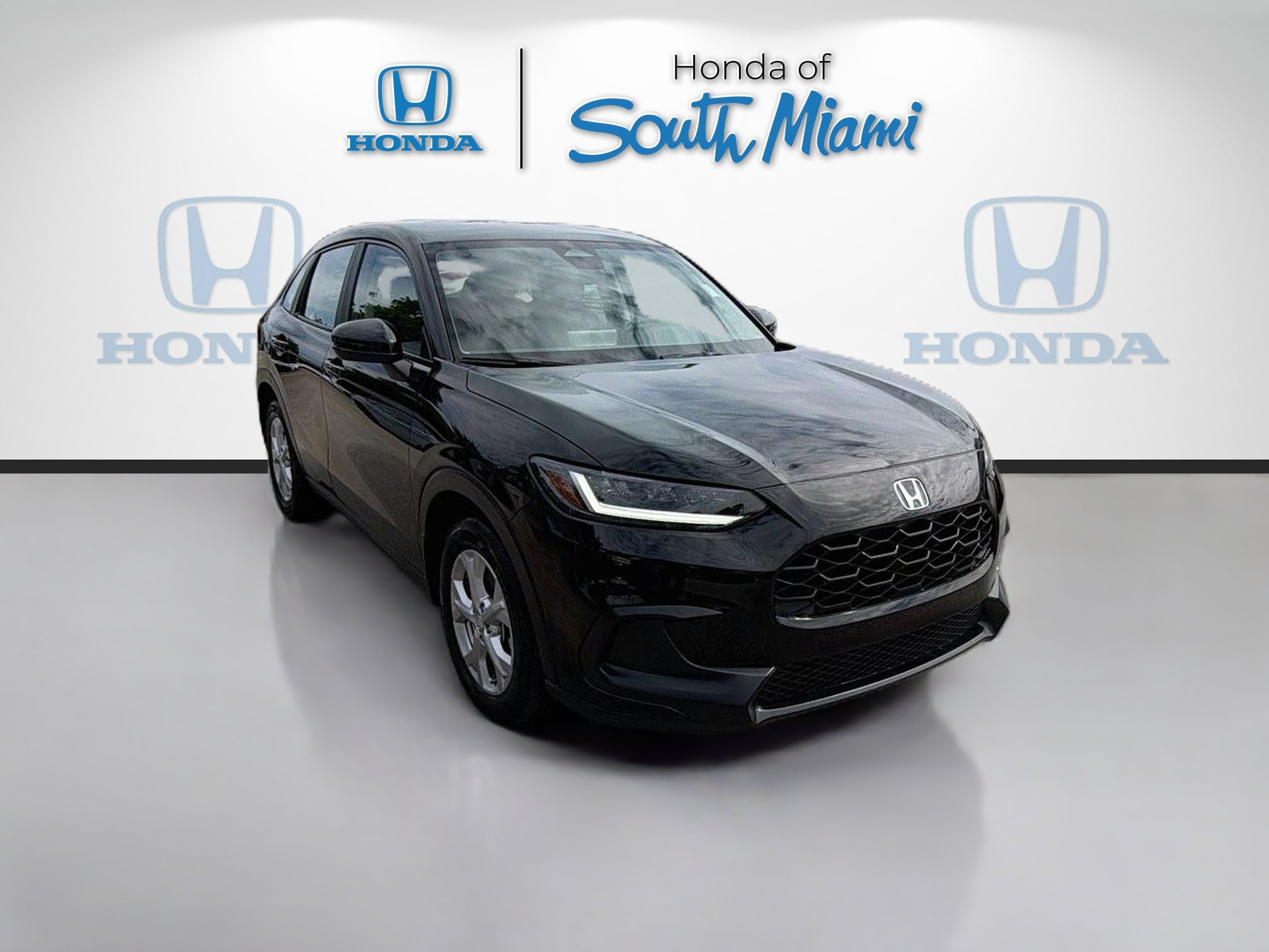 Used 2025 Honda HR-V LX image 1