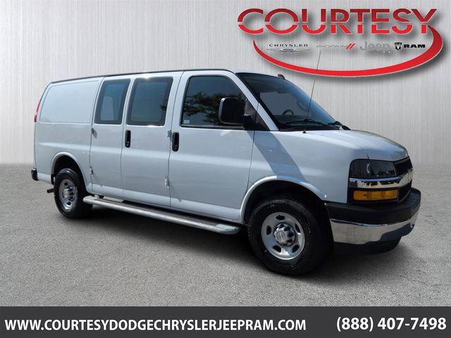 Used 2023 Chevrolet Express 2500 w/ Driver Convenience Package RWD image 1