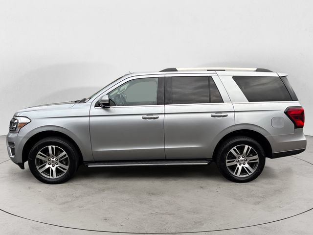 Used 2023 Ford Expedition Limited AWD/4WD image 2