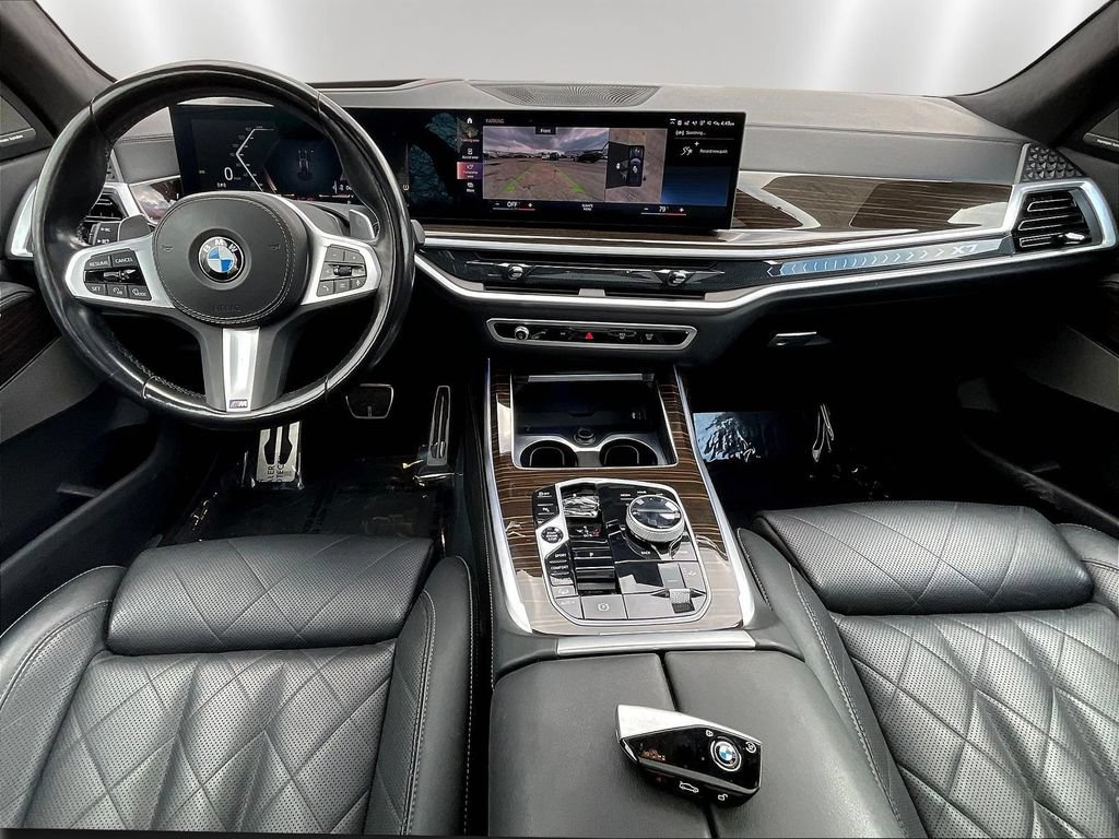 Used 2023 BMW X7 xDrive40i AWD/4WD image 7