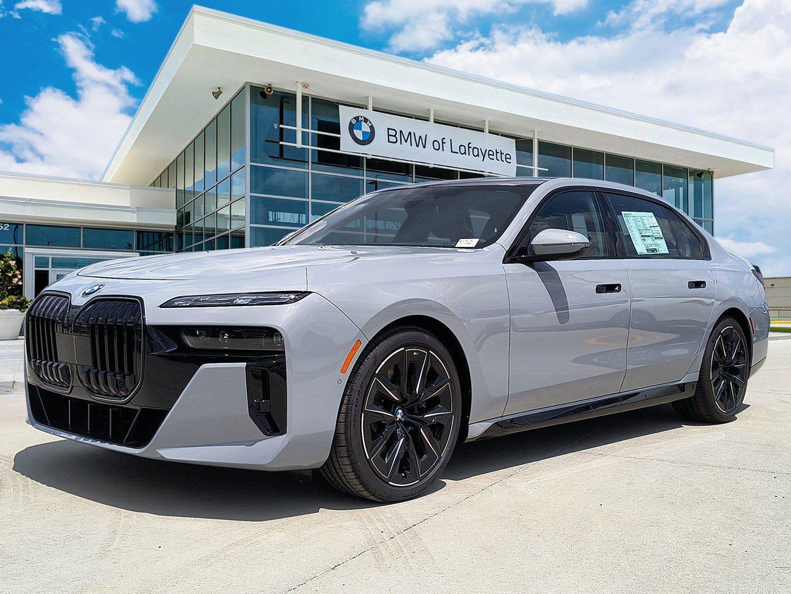 New 2025 BMW 740i w/ Executive Package