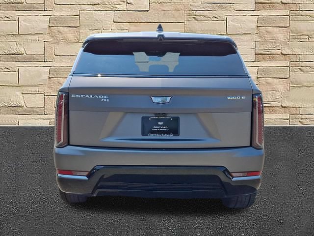 Certified 2026 Cadillac Escalade IQ Sport 2 AWD/4WD image 3