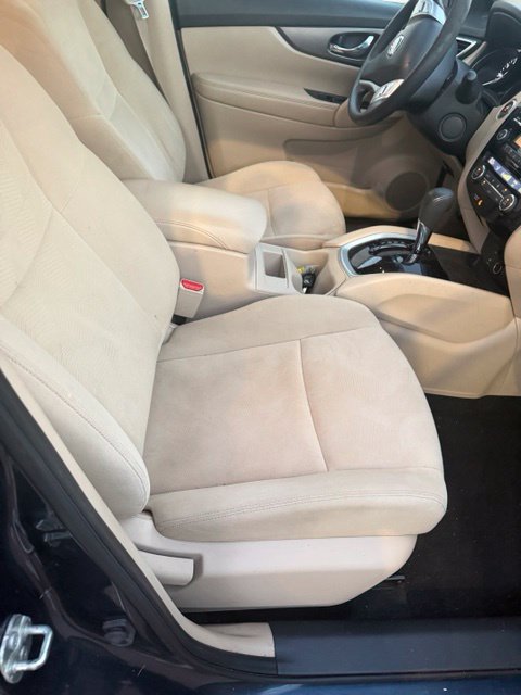 Used 2016 Nissan Rogue SV AWD/4WD image 11