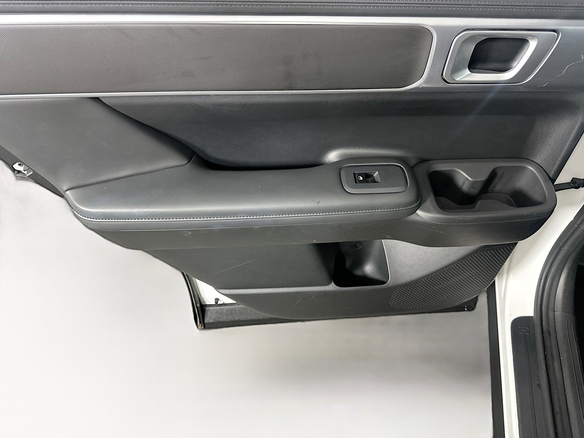 Used 2025 Hyundai Santa Fe SEL FWD image 26