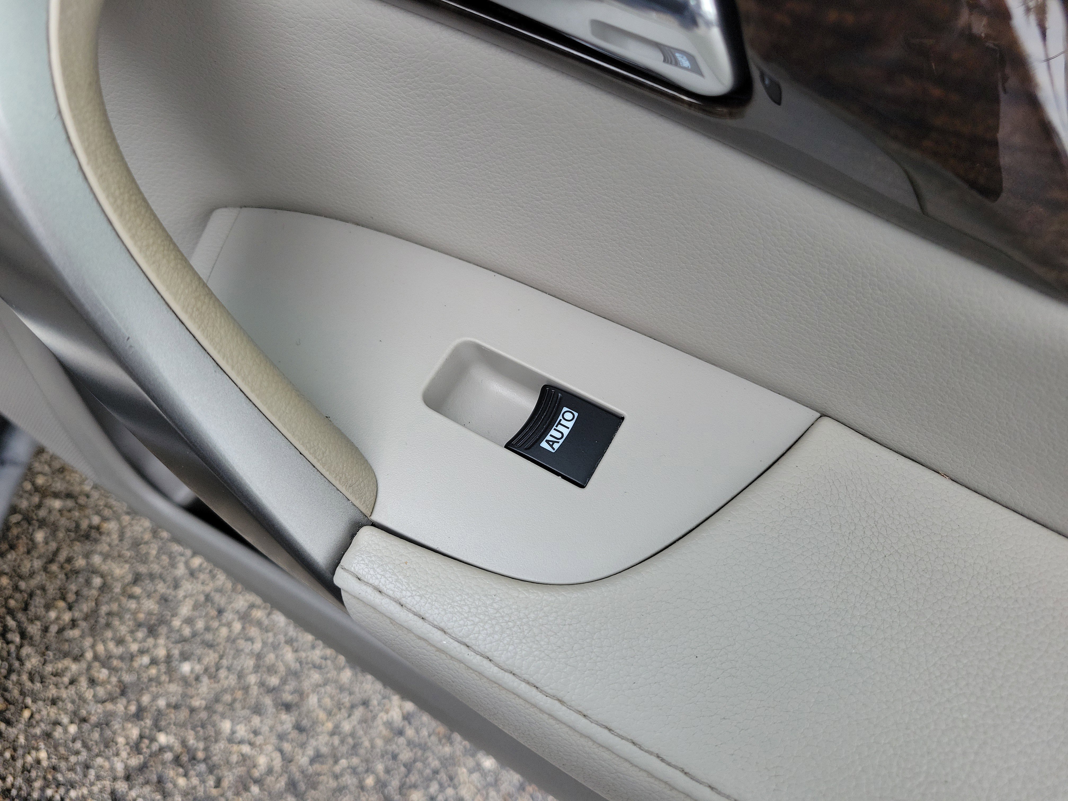 Used 2010 Acura MDX w/ Technology Package image 11