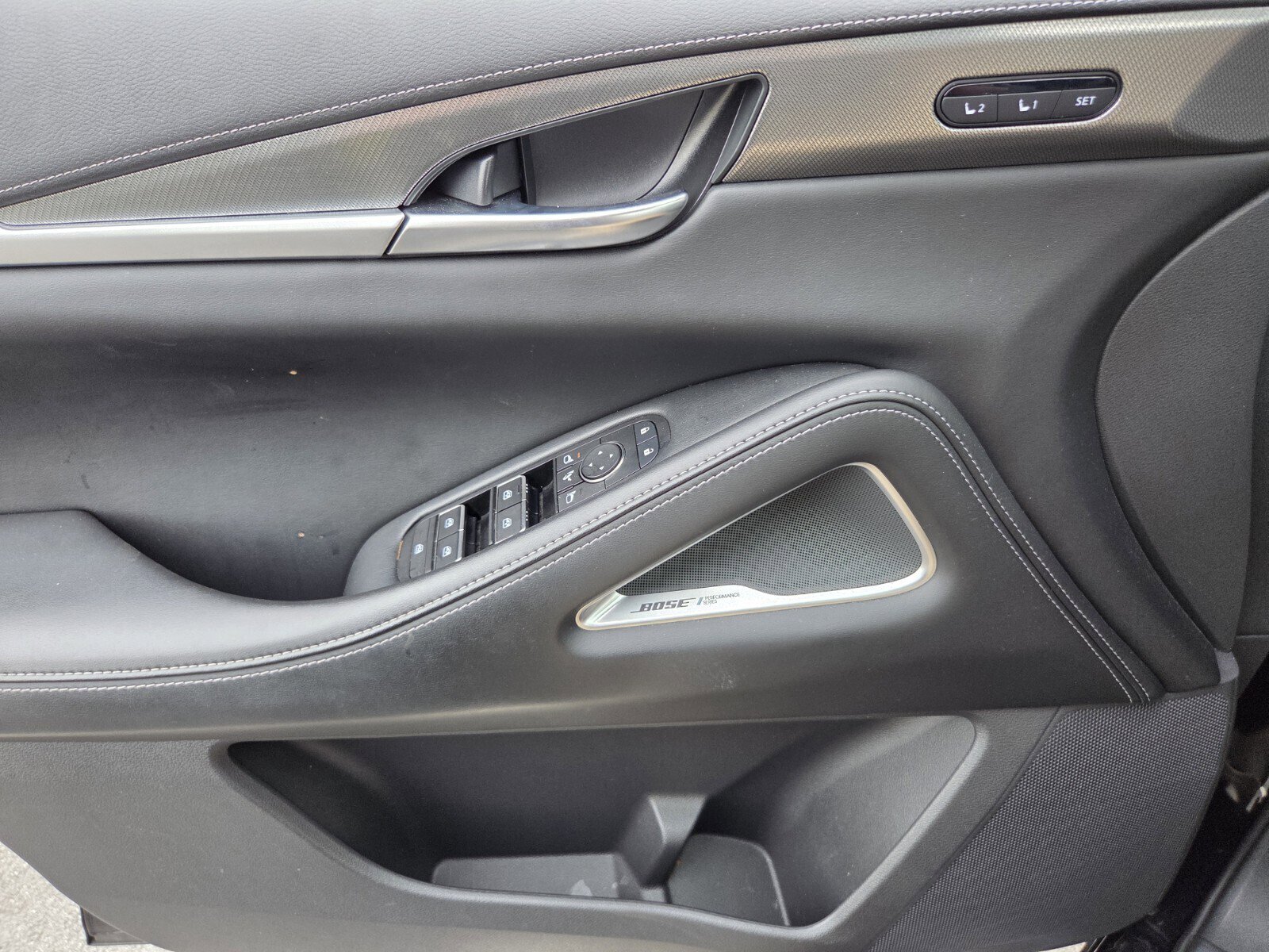 Used 2023 INFINITI QX60 Luxe w/ Vision Package FWD image 28