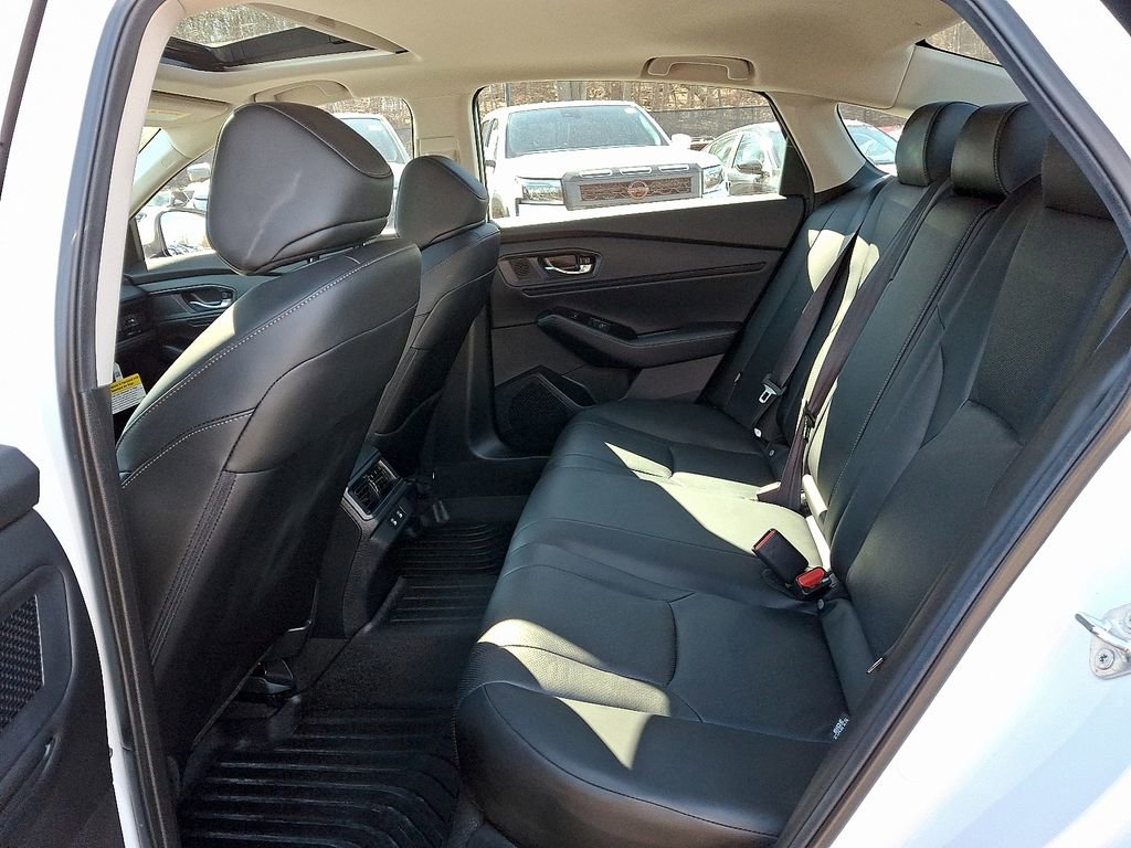 Used 2024 Honda Accord Touring image 11