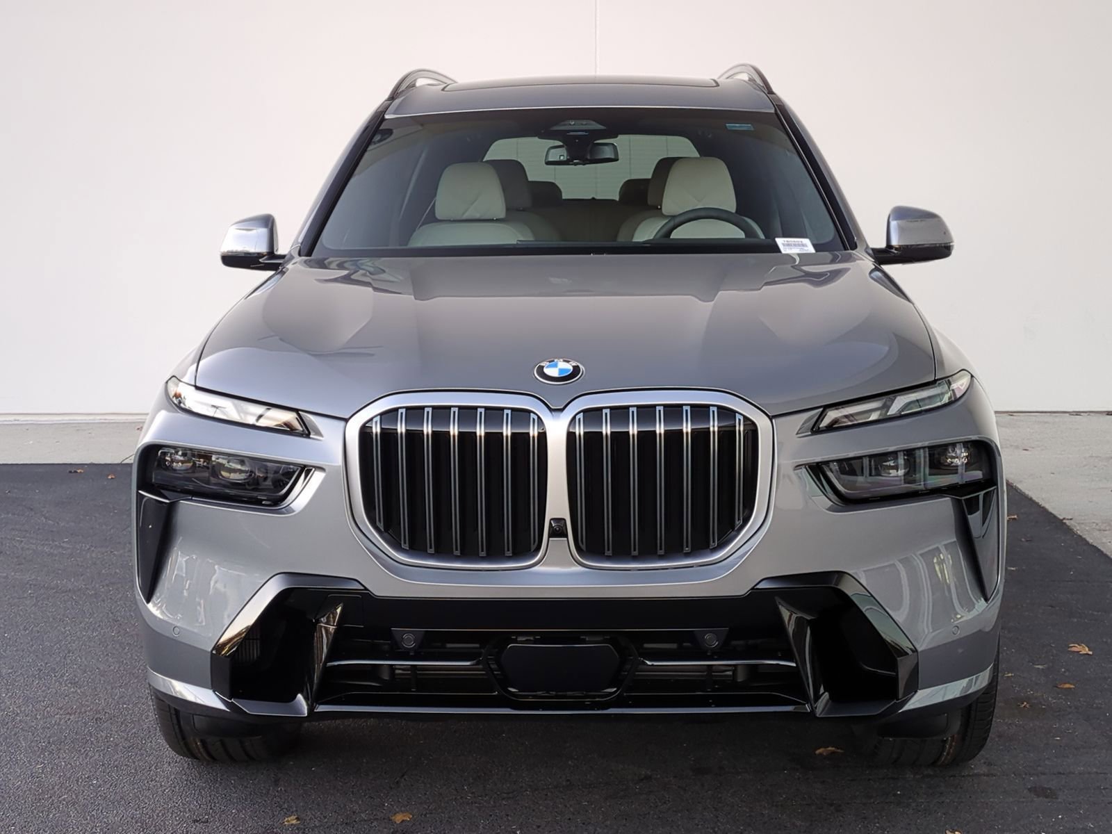 New 2026 BMW X7 xDrive40i w/ M Sport Package image 3