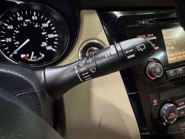 Used 2016 Nissan Rogue SV FWD image 37