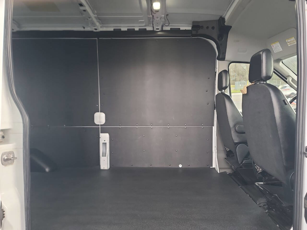 Used 2023 Ford Transit 250 250 3dr SWB Medium Roof Cargo w/ Load Area Protection Package image 17