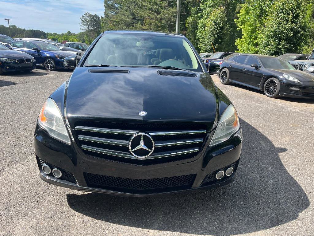 Used 2011 Mercedes-Benz R 350 4MATIC image 4