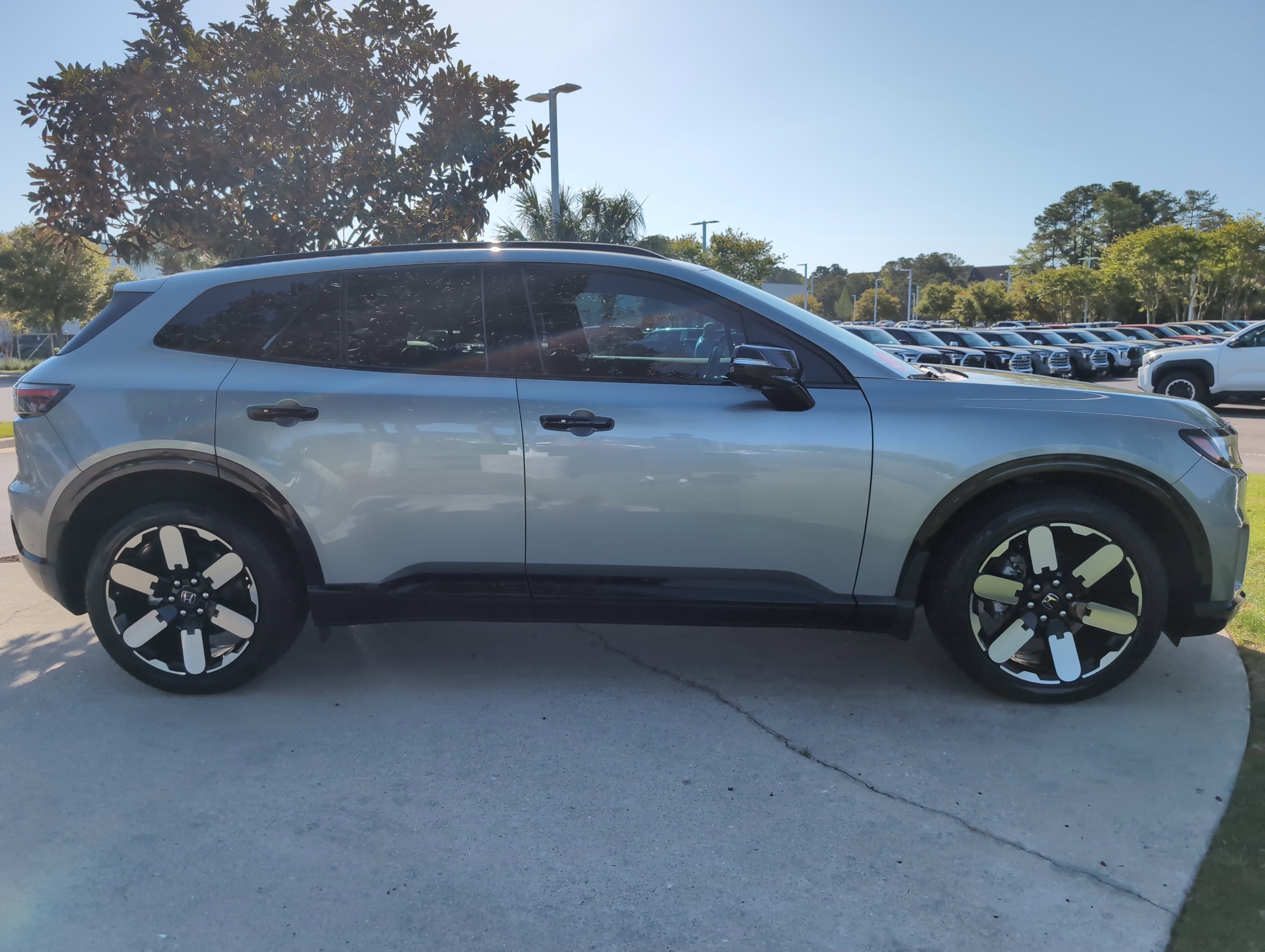 Used 2025 Honda Prologue Elite image 11