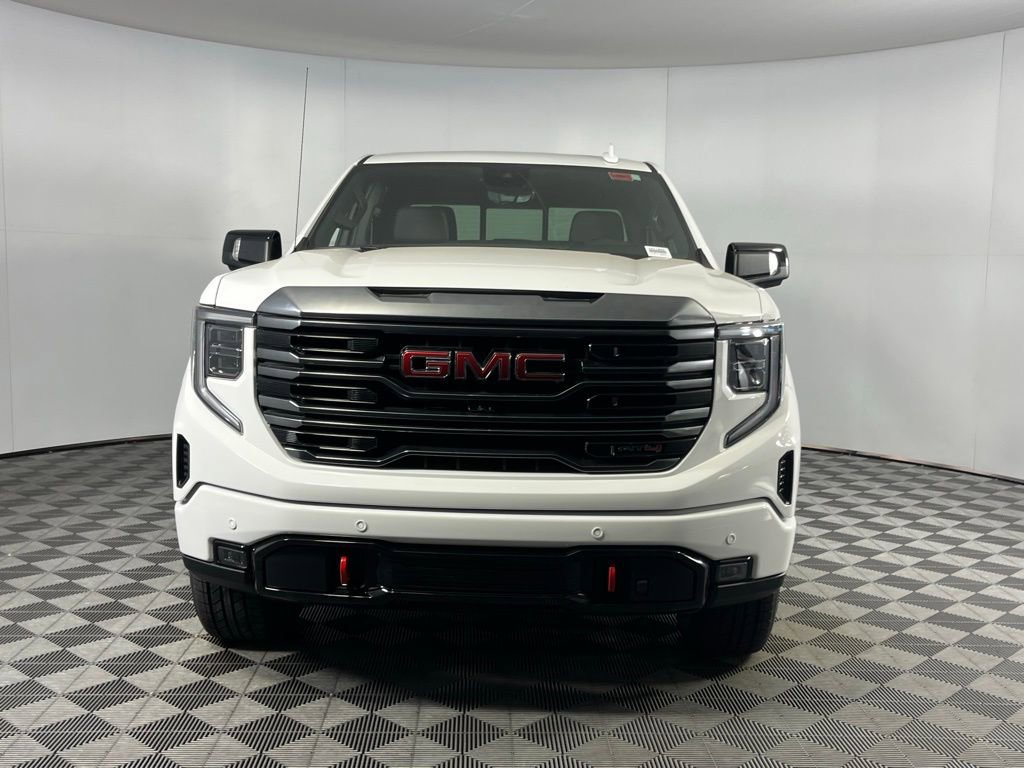 Used 2024 GMC Sierra 1500 AT4 w/ Technology Package image 10