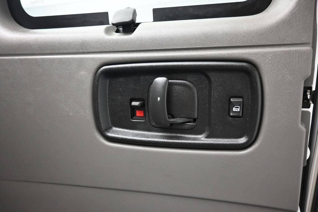 Used 2017 Chevrolet Express 3500 LT w/ LT Preferred Equipment Group RWD image 40