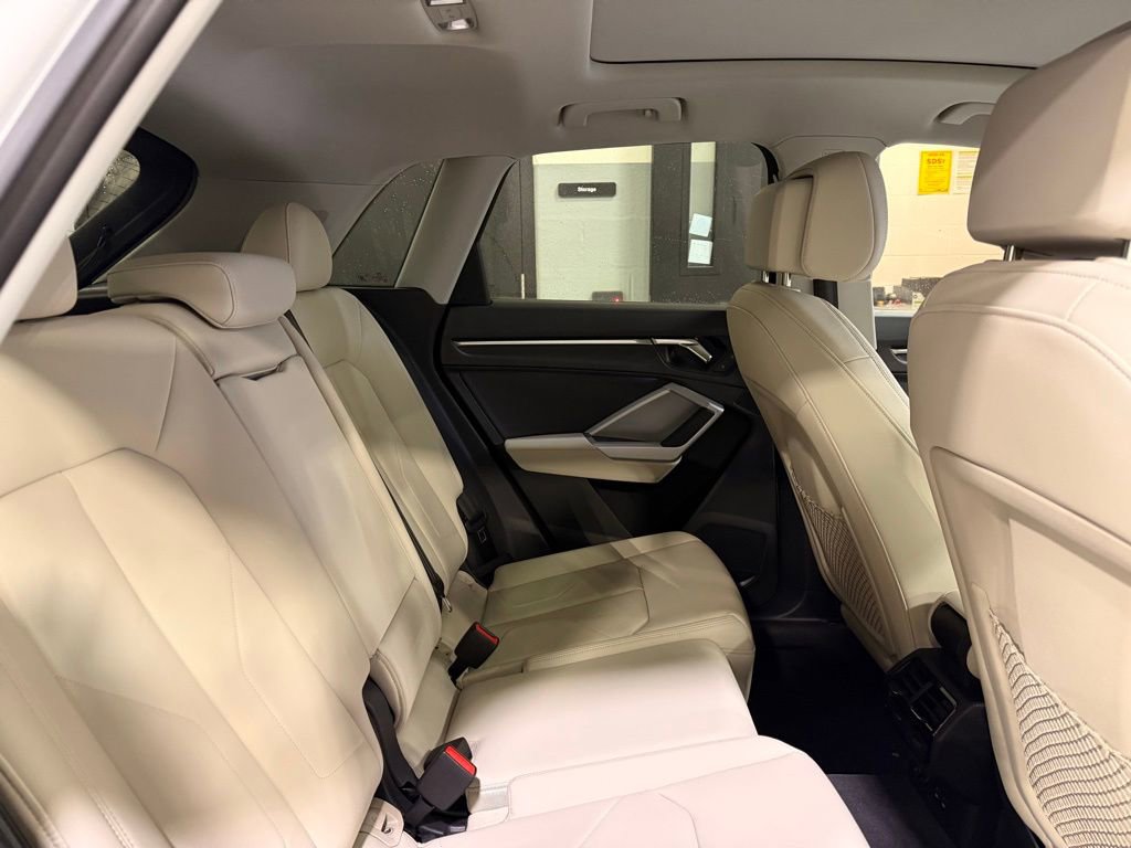 Used 2023 Audi Q3 2.0T Premium w/ Convenience Package image 26