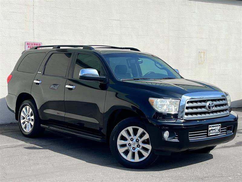 Used 2010 Toyota Sequoia Platinum image 3