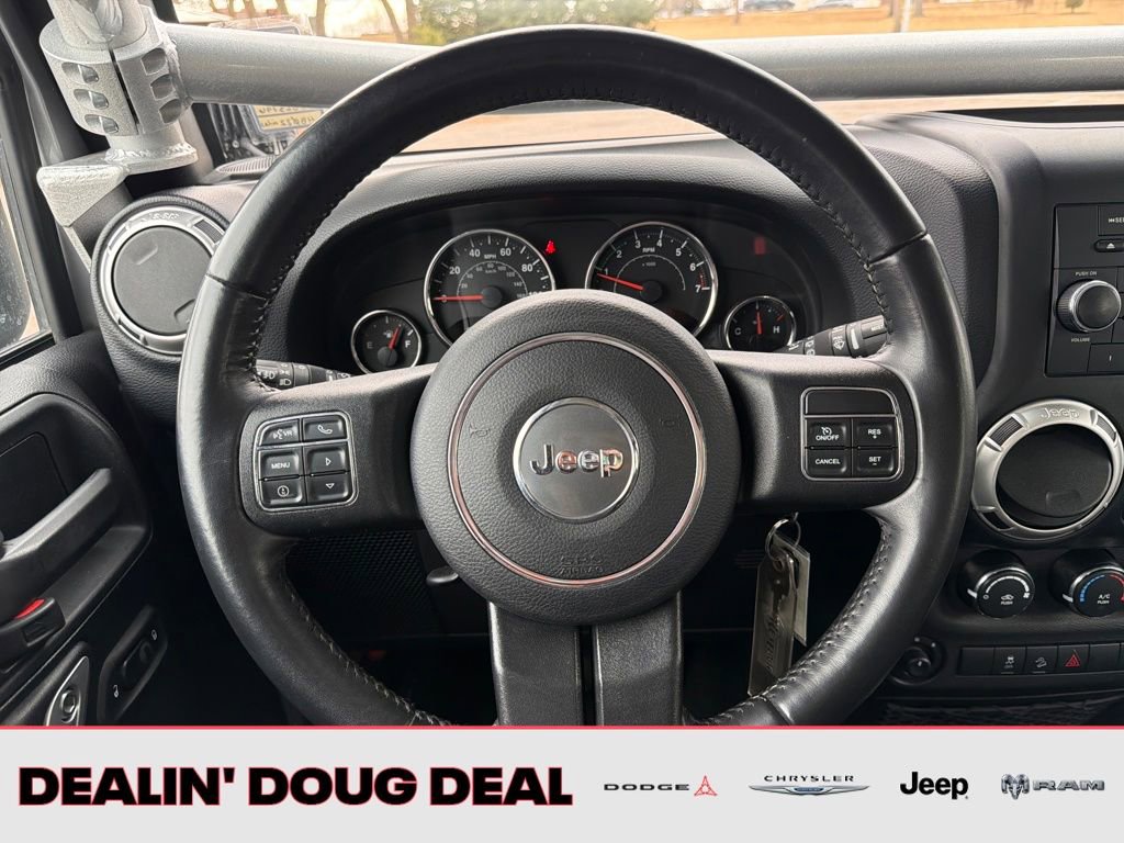 Used 2018 Jeep Wrangler Rubicon w/ Power Convenience Group image 14